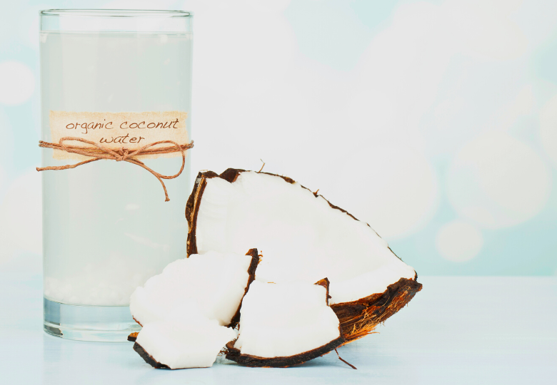 Vyplatí se používat kokosovou vodu jako organické hnojivo pro konopí